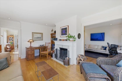 Primary Bedroom Photo of 706 W 24th Avenue, Vancouver, BC