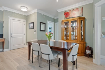Basement Recreation Room Photo of 409 22150 Dewdney Trunk Road, Maple Ridge, BC