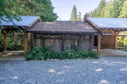 2931 Grauman Road, Roberts Creek, BC, Roberts Creek — Single Family Residence for sale