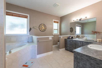 Entry Foyer Photo of 1550 Rockcress Place, Coquitlam, BC