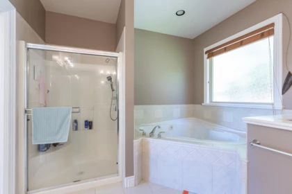 Hallway Photo of 1550 Rockcress Place, Coquitlam, BC