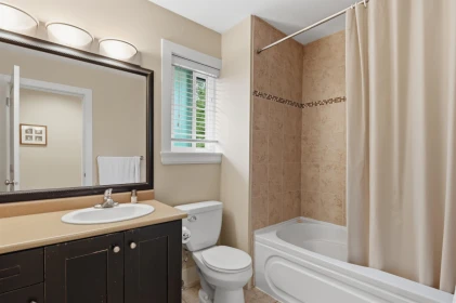 Guest Bathroom Photo of 24230 104 Avenue, Maple Ridge, BC