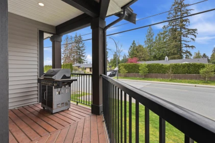 Outdoor Kitchen Photo of 24230 104 Avenue, Maple Ridge, BC