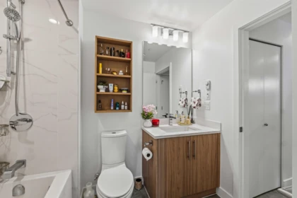 Guest Bathroom Photo of 306 11718 224 Street, Maple Ridge, BC
