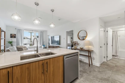 Primary Bathroom Photo of 306 11718 224 Street, Maple Ridge, BC