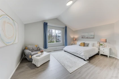 Mudroom Photo of 15649 Rosemary Heights Crescent, Surrey, BC