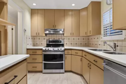 4 3301 W 16th Avenue, Vancouver, BC, Vancouver — Townhouse for sale