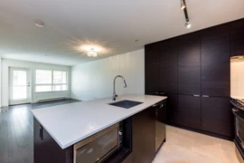 302 1677 Lloyd Avenue, North Vancouver, BC