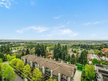 Loft / Bonus Room Photo of 1502 7388 Sandborne Avenue, Burnaby, BC