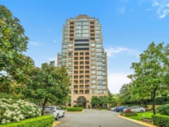 1502 7388 Sandborne Avenue, Burnaby, BC