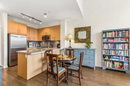 Kitchen Island Photo of 404 159 W 22nd Street, North Vancouver, BC