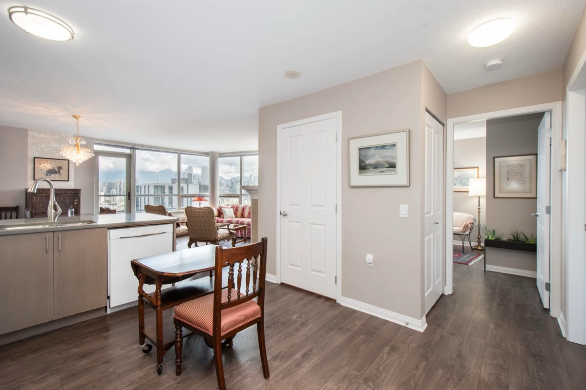 Family Room Photo of 1001 1570 W 7th Avenue, Vancouver, BC