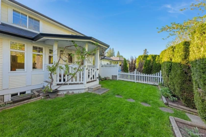 Backyard Photo of 70 20761 Telegraph Trail, Langley, BC