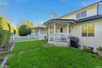 Outdoor Deck Photo of 70 20761 Telegraph Trail, Langley, BC