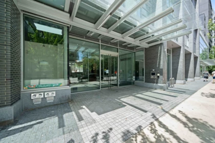 Hallway Photo of 503 1283 Howe Street, Vancouver, BC