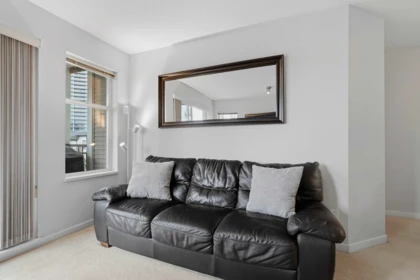 308 4833 Brentwood Drive, Burnaby, BC, Burnaby — Apartment/Condo for sale
