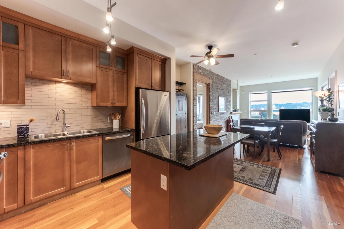 Dining Area Photo of 306 240 Salter Street, New Westminster, BC