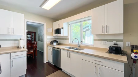 Primary Bedroom Photo of 5240 Oliver Drive, Richmond, BC