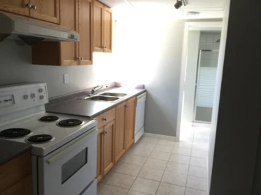 Kitchen Island Photo of 10837 145 A Street, Surrey, BC