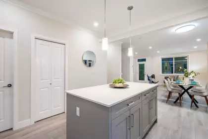 Kitchen Photo of 69 15665 Mountain View Drive, Surrey, BC