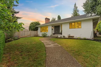 47500 Swallow Crescent, Chilliwack, BC, Chilliwack — Single Family Residence for sale