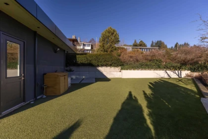 Hot Tub / Spa Photo of 1840 Orchard Way, West Vancouver, BC