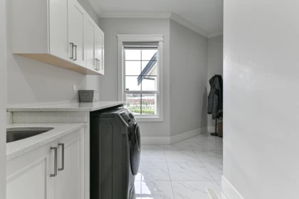 Guest Bathroom Photo of 8528 Sylvester Road, Mission, BC