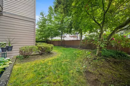 Basement Recreation Room Photo of 103 15168 19 Avenue, Surrey, BC
