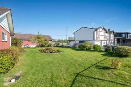 Garden / Landscaping Photo of 6282 175b Street, Surrey, BC