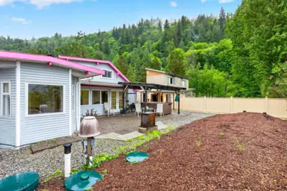 Garden / Landscaping Photo of 35023 North Sward Road, Mission, BC