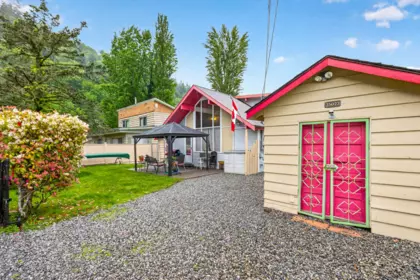 Hot Tub / Spa Photo of 35023 North Sward Road, Mission, BC