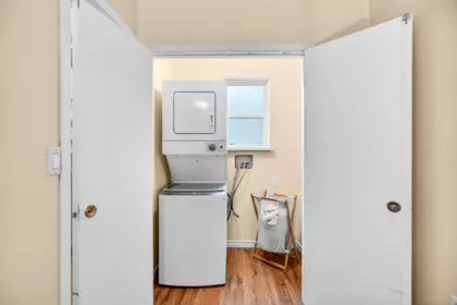 Laundry Room Photo of 35023 North Sward Road, Mission, BC