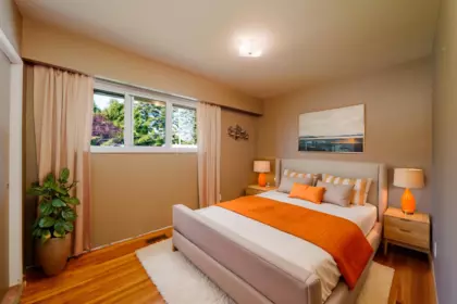 Hallway Photo of 11316 91 Avenue, Delta, BC