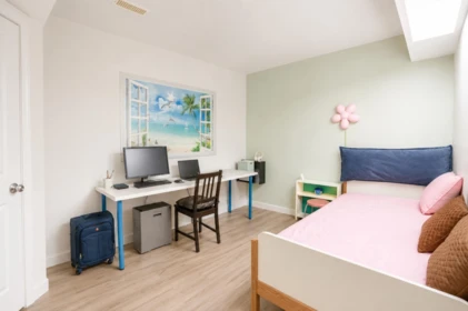 Laundry Room Photo of 36254 S Auguston Parkway, Abbotsford, BC