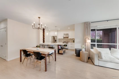 Kitchen Photo of 102 33540 Mayfair Avenue, Abbotsford, BC