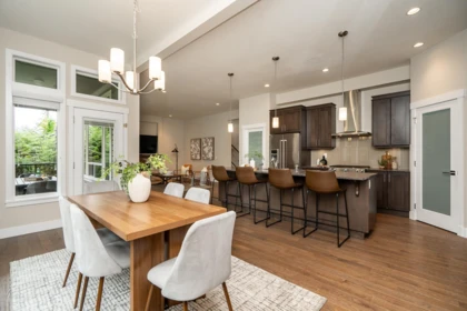 Kitchen Photo of 3565 Highland Drive, Coquitlam, BC