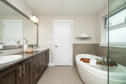 Laundry Room Photo of 3565 Highland Drive, Coquitlam, BC