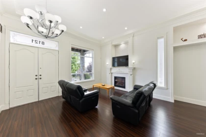Kitchen Photo of 8121 145 Street, Surrey, BC