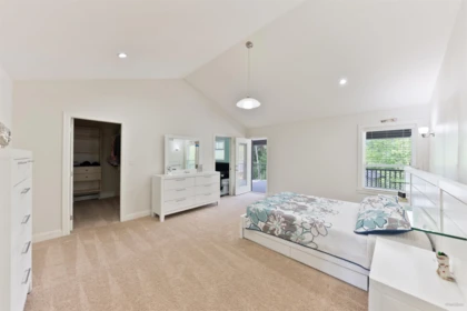 Loft / Bonus Room Photo of 8121 145 Street, Surrey, BC
