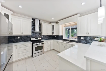 Walk-In Closet Photo of 8121 145 Street, Surrey, BC