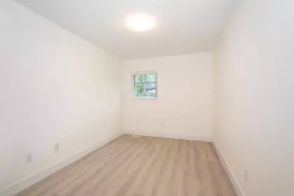 Hallway Photo of 21 50 Panorama Place, Port Moody, BC