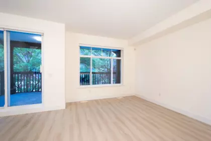 Kitchen Photo of 21 50 Panorama Place, Port Moody, BC