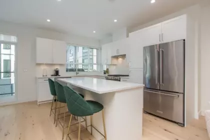 Kitchen Photo of 36 16760 25 Avenue, Surrey, BC