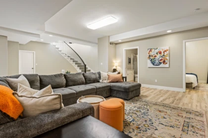 Hallway Photo of 44425 Elsie Place, Chilliwack, BC