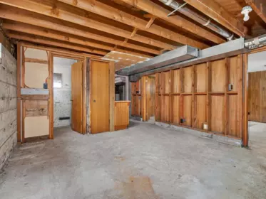 Basement Recreation Room Photo of 3325 E 49th Avenue, Vancouver, BC