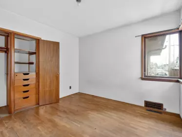 Bedroom 3 Photo of 3325 E 49th Avenue, Vancouver, BC