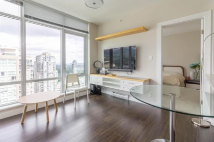 Kitchen Island Photo of 3702 2955 Atlantic Avenue, Coquitlam, BC