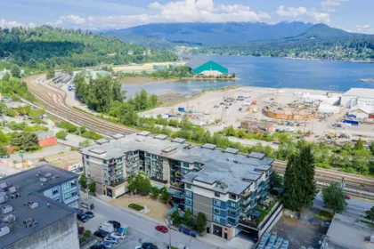 Garden / Landscaping Photo of 414 2525 Clarke Street, Port Moody, BC