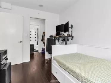 Guest Bathroom Photo of 204 933 Hornby Street, Vancouver, BC
