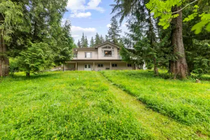 Swimming Pool Photo of 26350 Trethewey Crescent, Maple Ridge, BC